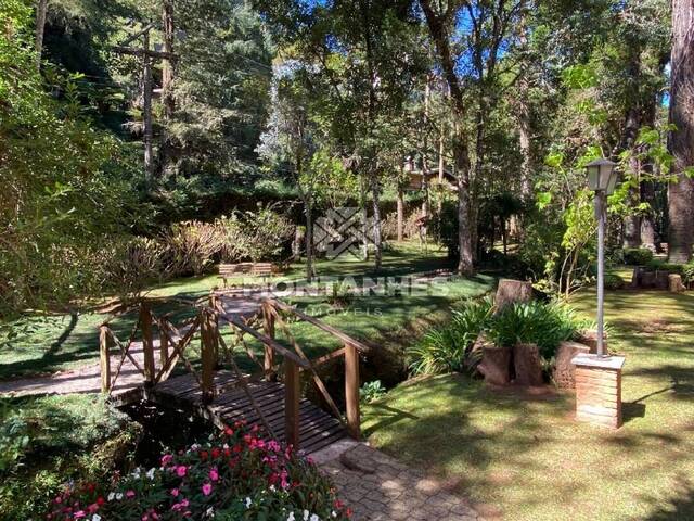 Apartamento para Venda em Campos do Jordão - 2