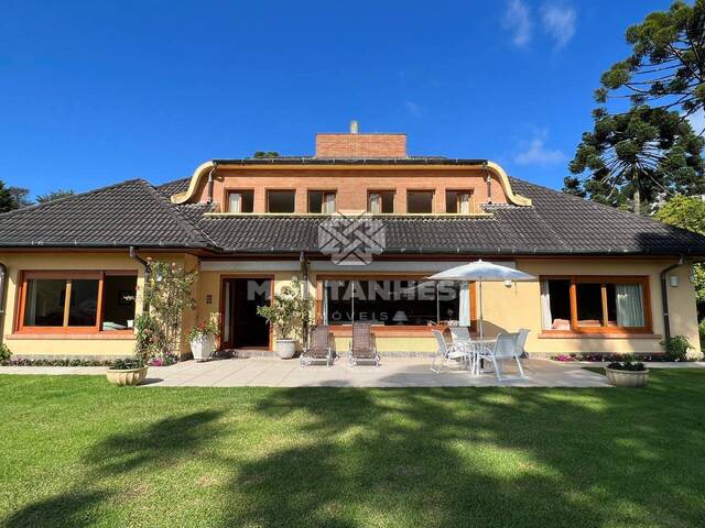 #1165 - Casa para Venda em Campos do Jordão - SP - 1