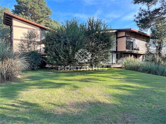 #1182 - Casa em condomínio para Venda em Campos do Jordão - SP