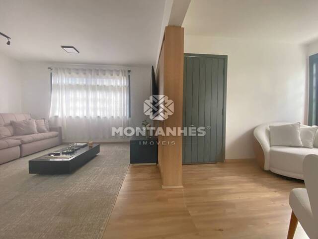 #1241 - Casa em condomínio para Venda em Campos do Jordão - SP