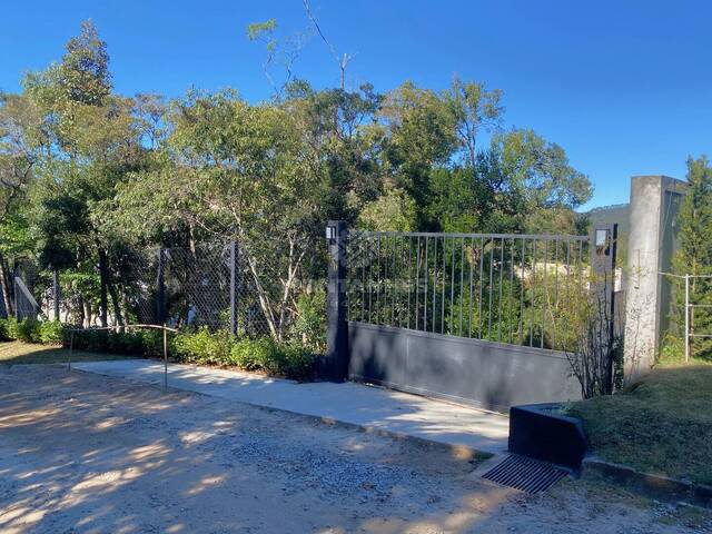 #1251 - Casa para Venda em Campos do Jordão - SP